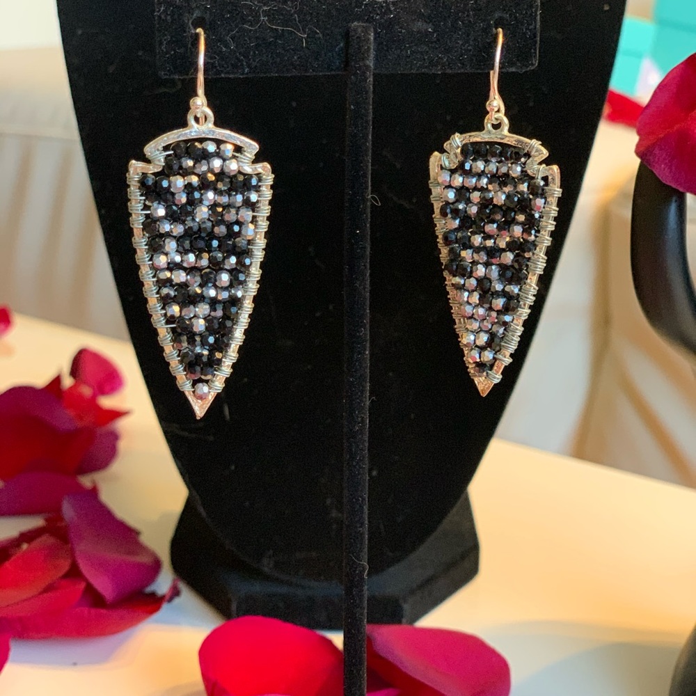 Multiple Items. Earrings And Bracelets. - image 7